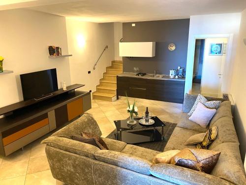 Χώρος καθιστικού στο Il Paradiso Apartments Great View Gardasee