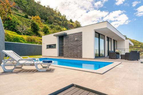 CASA GEORGINA Heated Swiming, Sea View and Air Conditioning