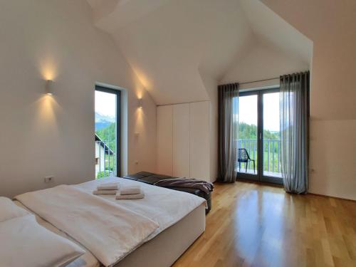 Afbeelding uit fotogalerij van Villa Recica North in Bled