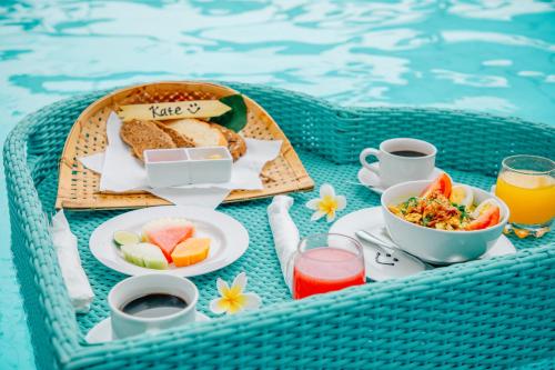 Еда / где поесть недалеко от комплекса для отдыха