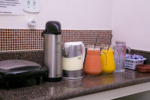 Kemudahan buat kopi dan teh di Gv Park Hotel