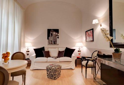 San Lorenzo District Apartment Sleeps 6 WiFi, Florența, Italia