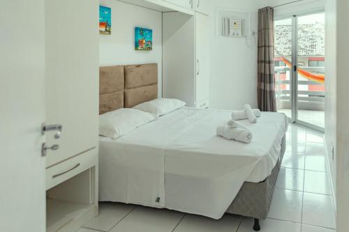 Apartamento em Condomínio Resort, 3 minutos da praia, Florianópolis, Brazilia