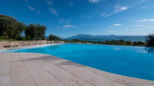 Πισίνα στο ή κοντά στο Castello Belvedere Apartments