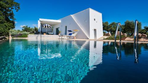 Villa Apulia by Typney