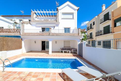 4 BR house in Benahavis Centre, Costa del Sol, Benahavís ...