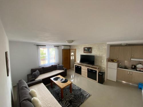 Holiday Home Cerim