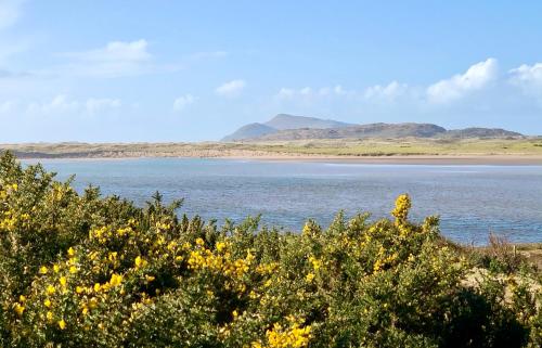 Gallery image of Derrynane Bay House in Caherdaniel