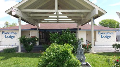 Afbeelding uit fotogalerij van Executive Lodge in Alcoa