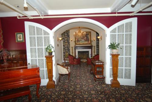 Queen Anne Image