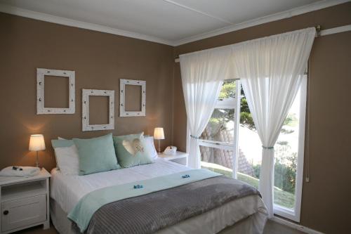 Voodi või voodid majutusasutuse Southerncross Beach House with a Million Dollar View toas