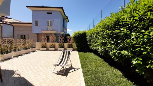 A garden outside La Casa Azzurra