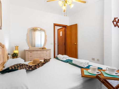 1 1 Beautiful seafront with balcony and WIFI