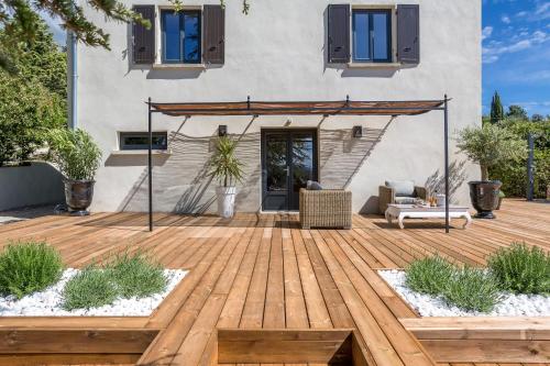 Το κτήριο όπου στεγάζεται  το bed & breakfast