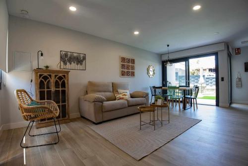 Adosado Marea Baja 1 zona de playa y montaña