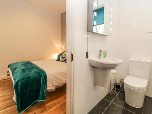 Gallery image of Old Anvil Cottage in Newton Abbot