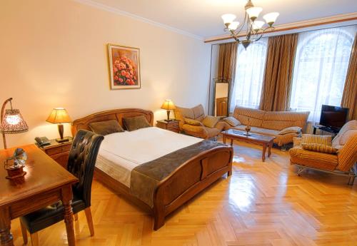 Posezení v ubytování Hotel British House