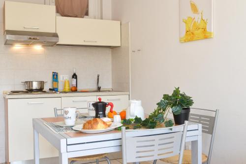 Makanan di atau berdekatan aparthotel ini
