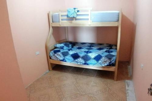 Katil dua tingkat atau katil-katil dua tingkat dalam bilik di Casa Independiente Ideal para Familias