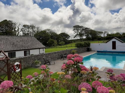 Gallery image of Trenewydd Farm Holiday Cottages in Cardigan