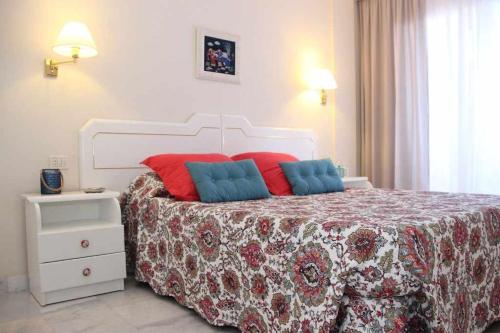 Un pat sau paturi într-o cameră la El Paraíso en Los Gigantes