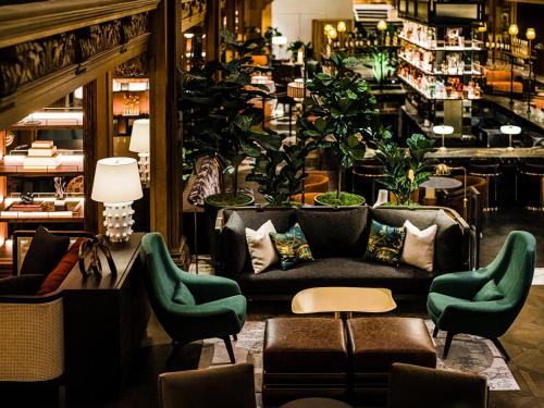 Posezení v ubytování Fairmont Olympic Hotel