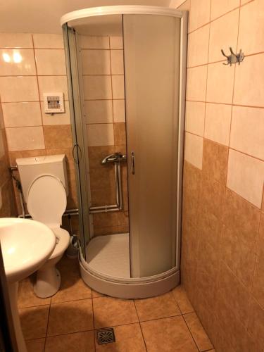 Et badeværelse på Casa Tora Tasnad