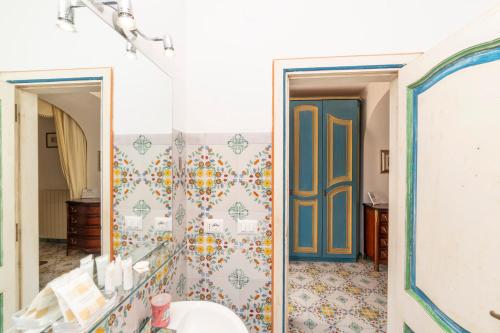 Bilik mandi di Casa Teresa