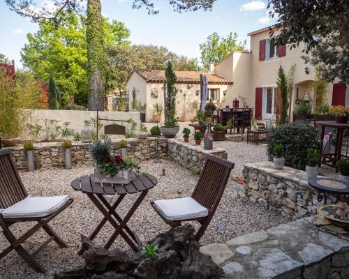 Photo de la galerie de l'établissement Les Jardins d'Holi appartement proche Uzès, à Garrigues-et-Sainte-Eulalie