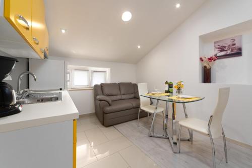 Afbeelding uit fotogalerij van Apartments Deny in Vrsar