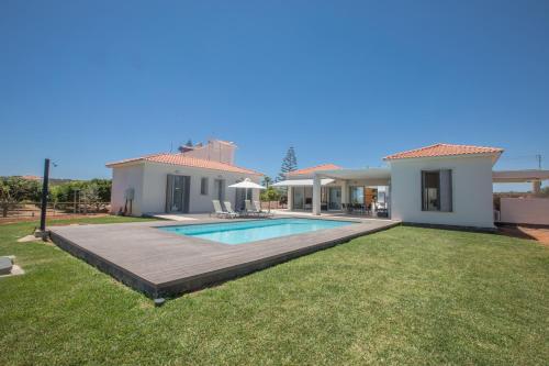 Piscina a Leda Villa o a prop