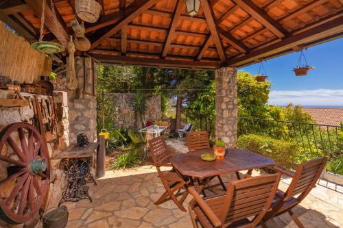 Un paisaje natural cerca de la casa de huéspedes