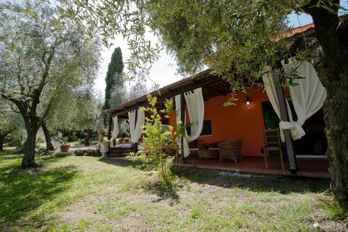 Κήπος έξω από το Villa Tara Gaeta