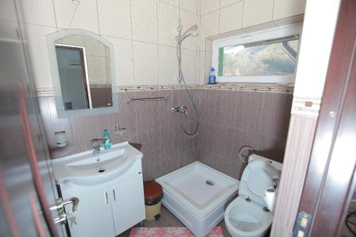 Phòng tắm tại Casa Lucian