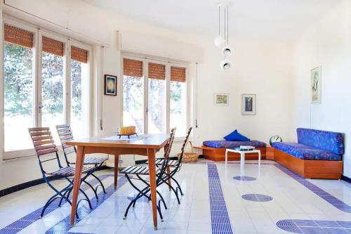 Gallery image of Holiday House Torre Di Manfria in Gela