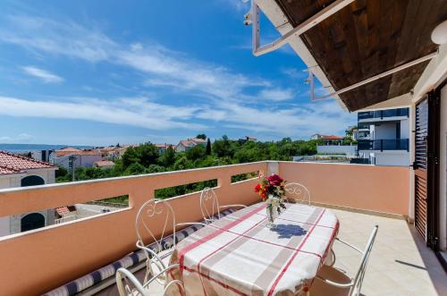 Balkón nebo terasa v ubytování Apartments Kursan