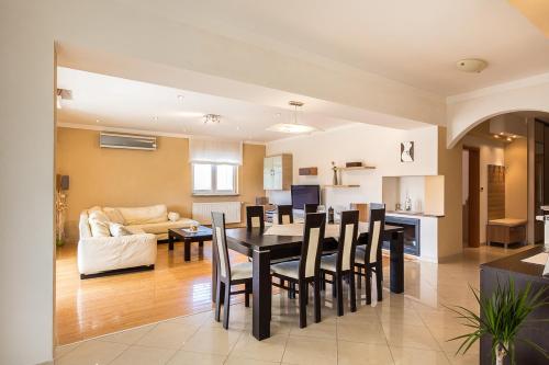 Apartment Igor 3 ****