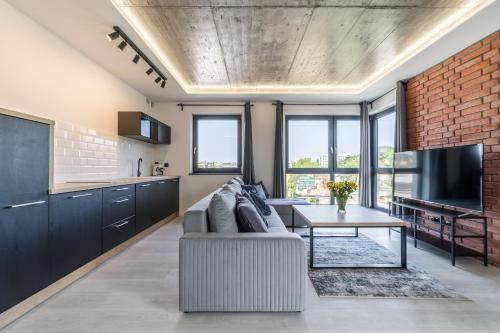 Μια τηλεόραση ή/και κέντρο ψυχαγωγίας στο Apartamenty Gdansk EU- Apartamenty Jelitkowska 11, 200m od morza