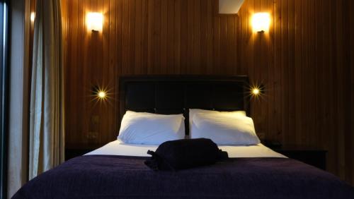 Letto o letti in una camera di Ayder Villa de Pelit Hotel