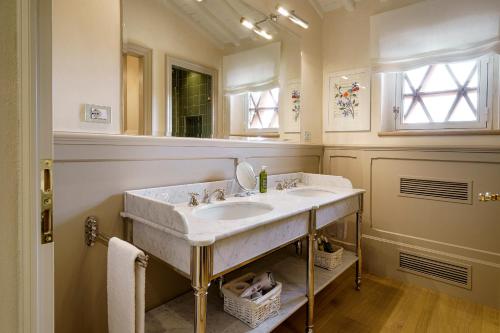Salle de bains dans l'établissement La Pietra Del Cabreo