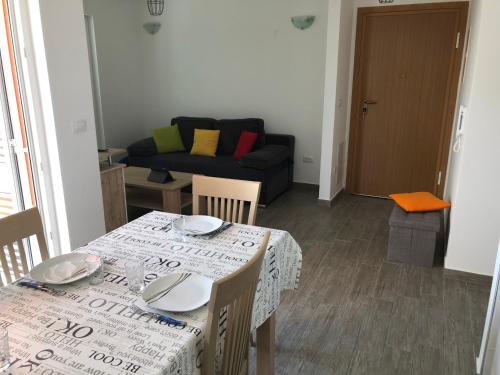 Posezení v ubytování Appartement Sesil à Poljica -Marina- Trogir - Dalmatie, Croatie 200m de la plage