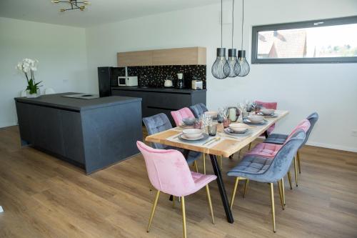 Kuchyň nebo kuchyňský kout v ubytování Schöner Wohnen