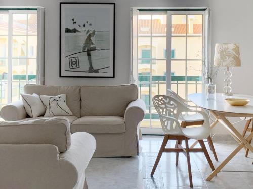 Imagem da galeria de Stylish 3 Bedroom Apartment close to the Beach em Monte Gordo