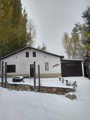 Las Flores, casa del valle om vinteren