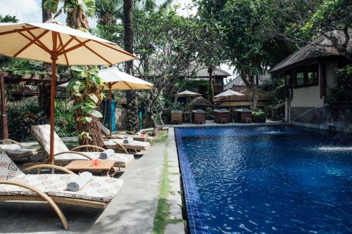 Bazén v ubytování Hotel Tugu Bali nebo v jeho okolí
