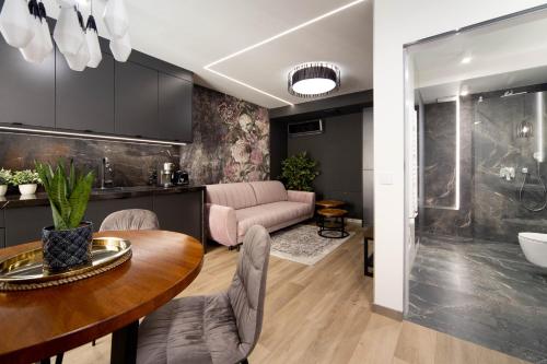 Posezení v ubytování Jacuzzi Apartment Main Square