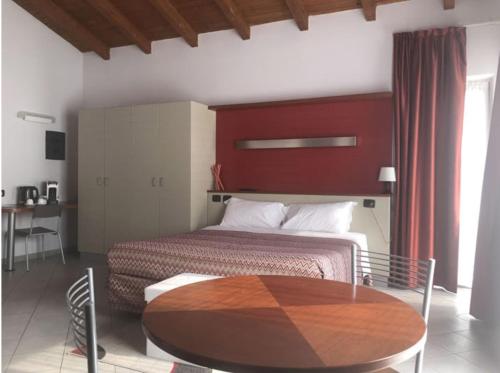 Room in Holiday house - Albavillage residence Apartment for 2 people