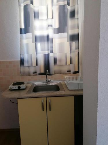 Η κουζίνα ή μικρή κουζίνα στο Vila Sara