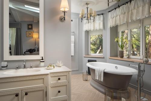 Ванная комната в Приморье Grand Resort Hotel 5*