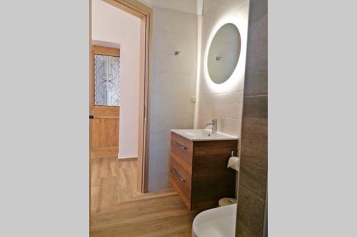 Ванна кімната в ALKYONI - Stavi's Guesthouse